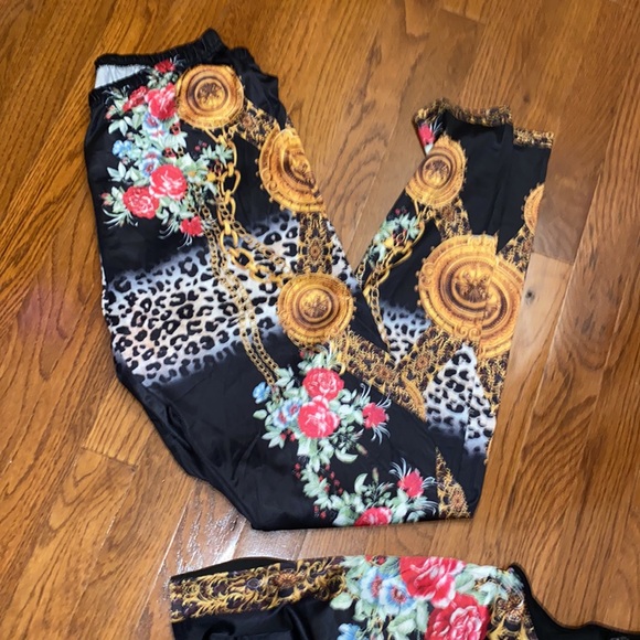 Stylish 2pc Set - Picture 10 of 11